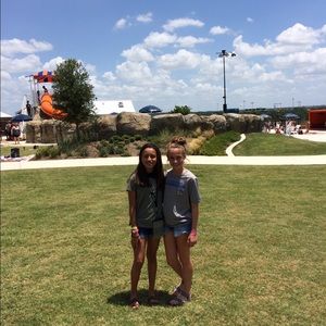 Meet your Posher, Candace