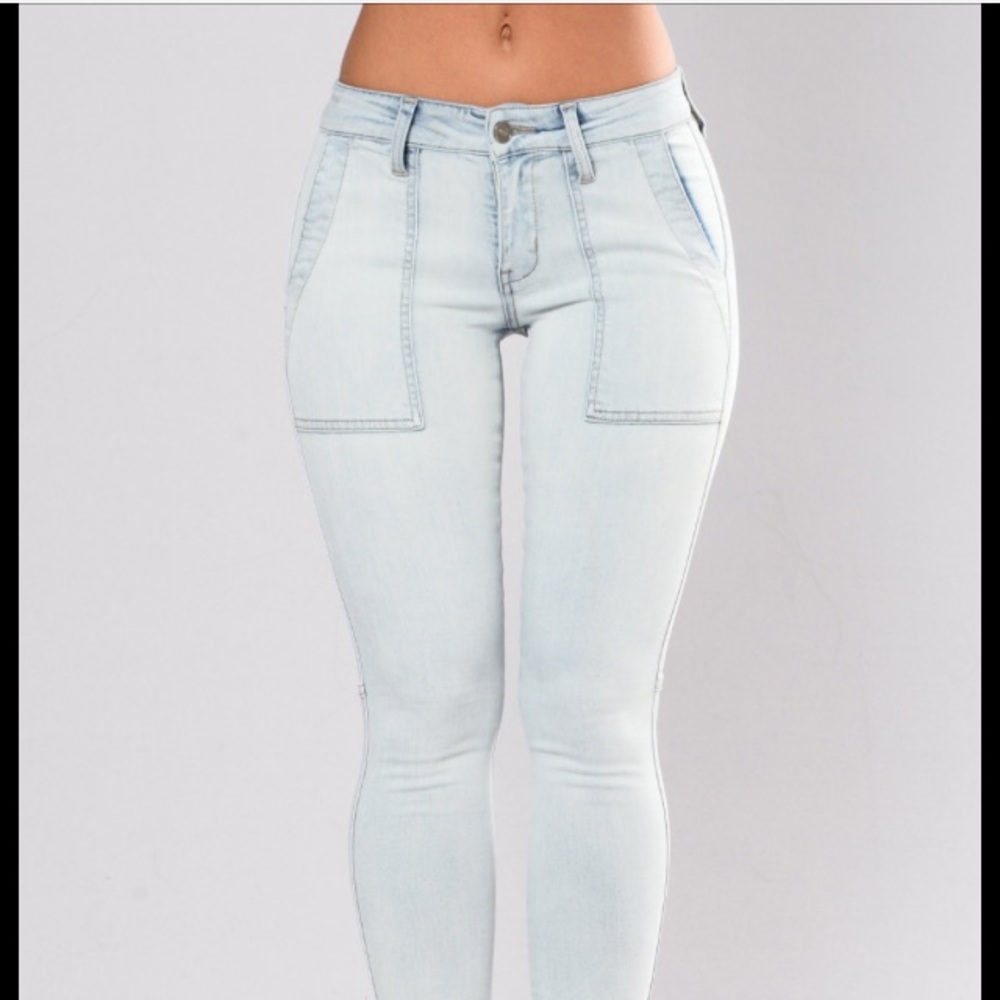Plus size Fashion Nova Jeans- Light