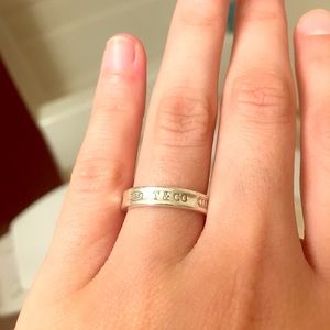 Tiffany and Co ring size 5 1/2