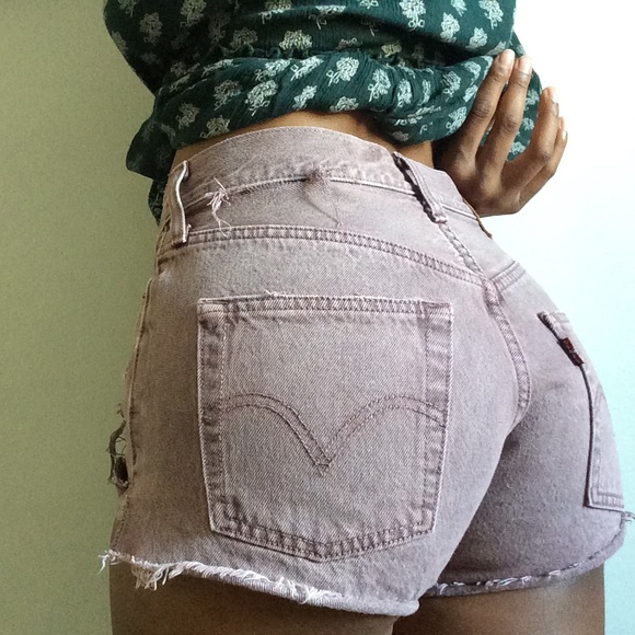 distressed levi cut offs. mid waist