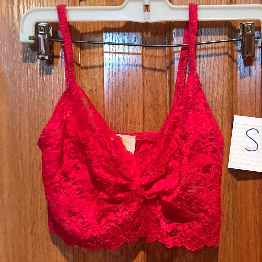 Magenta pink lace bralette size small