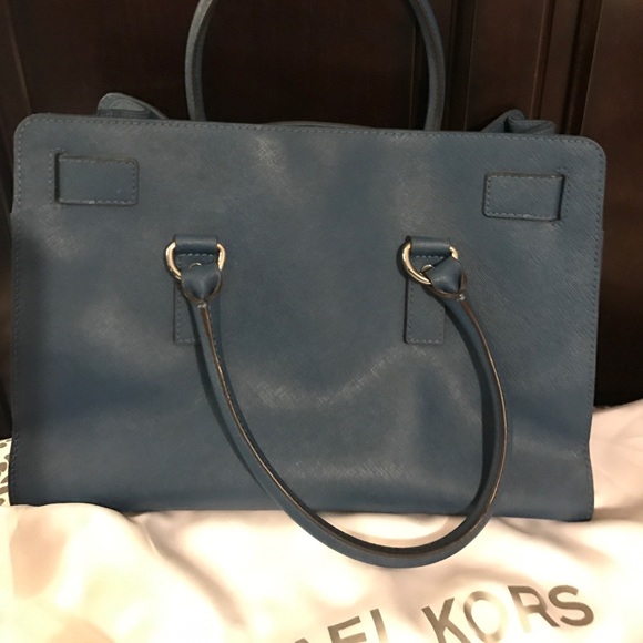 Michael Kors Hamilton Tote - Picture 7 of 7
