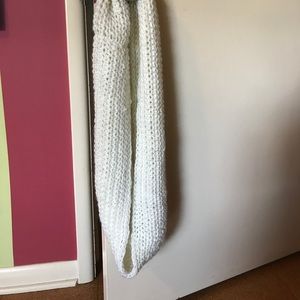 Infinity scarf