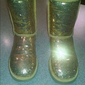 Gold Sequin Uggs!