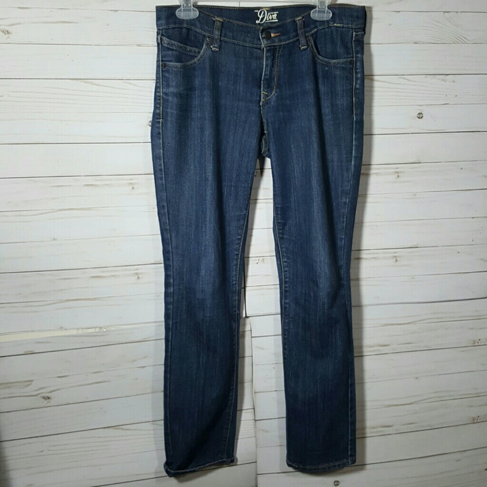 Old Navy Diva Straight Leg Jeans Size 6