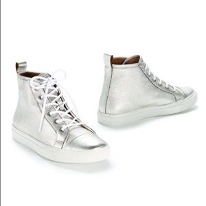 Ralph Lauren Silvana metallic sneaker