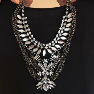 Mirina collection statement necklace