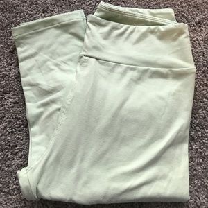 Lularoe pale green OS leggings