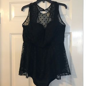 New-torrid polkadot bathing suit size 2