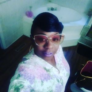 Meet your Posher, Candy