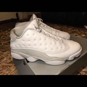 Air Jordan 13's White & Gray FLASH SALE ⚡️⚡️⚡️