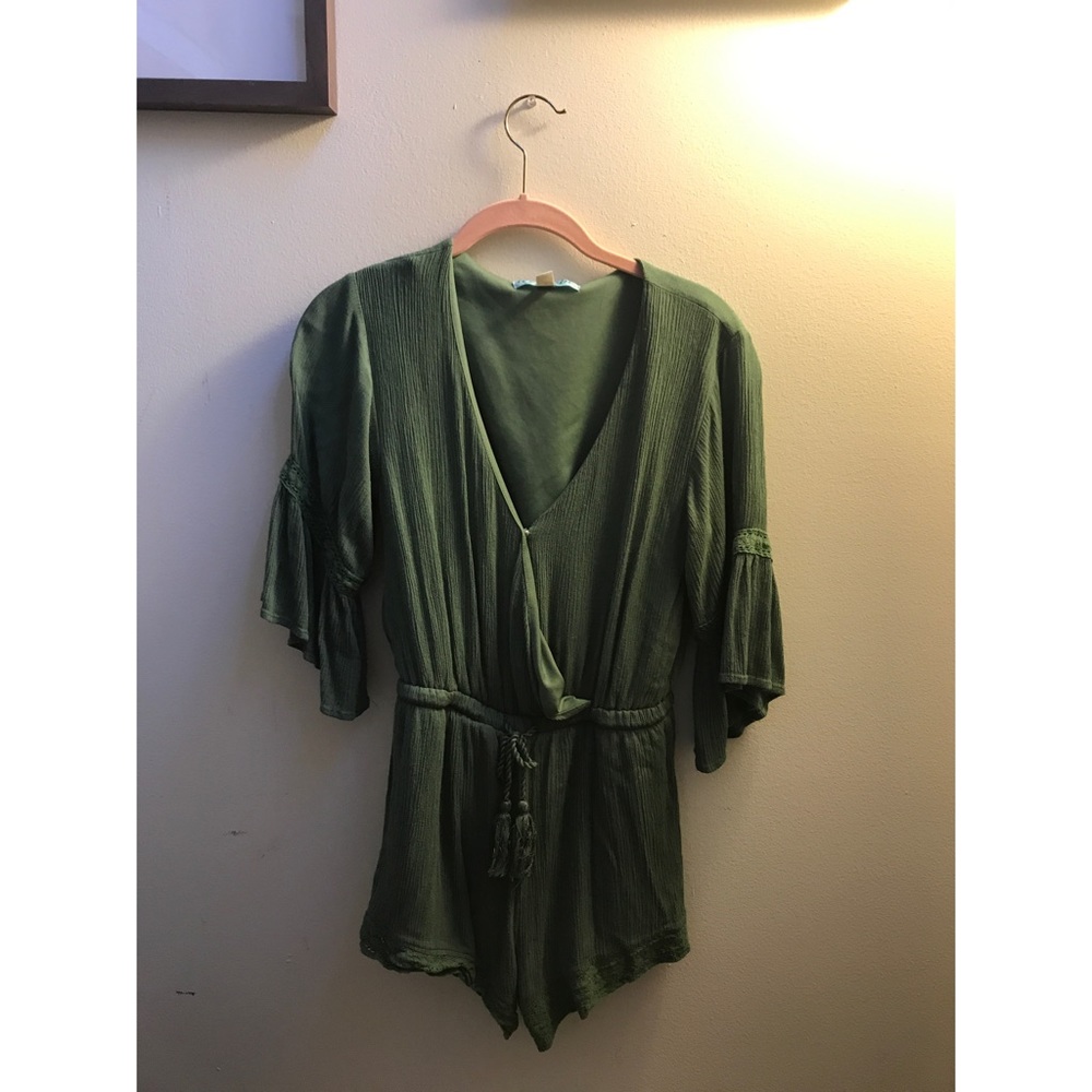 Francesca's Closet green romper