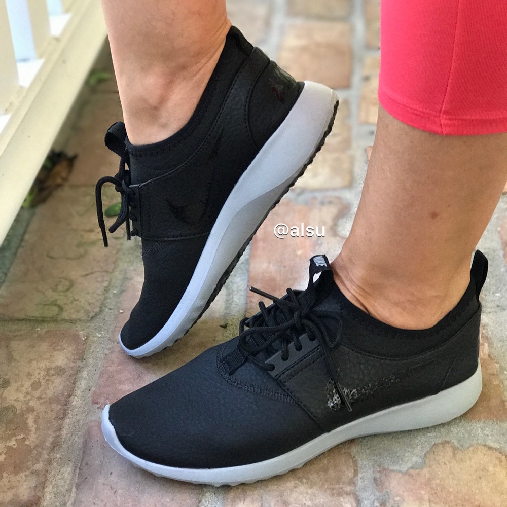 NWT Nike Juvetate Premium WMNS. - Picture 7 of 8