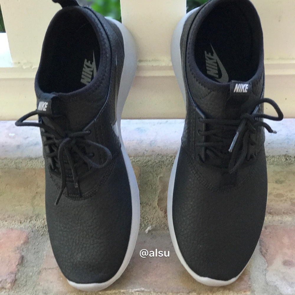 NWT Nike Juvetate Premium WMNS. - Picture 5 of 8