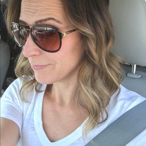 Meet your Posher, Leah