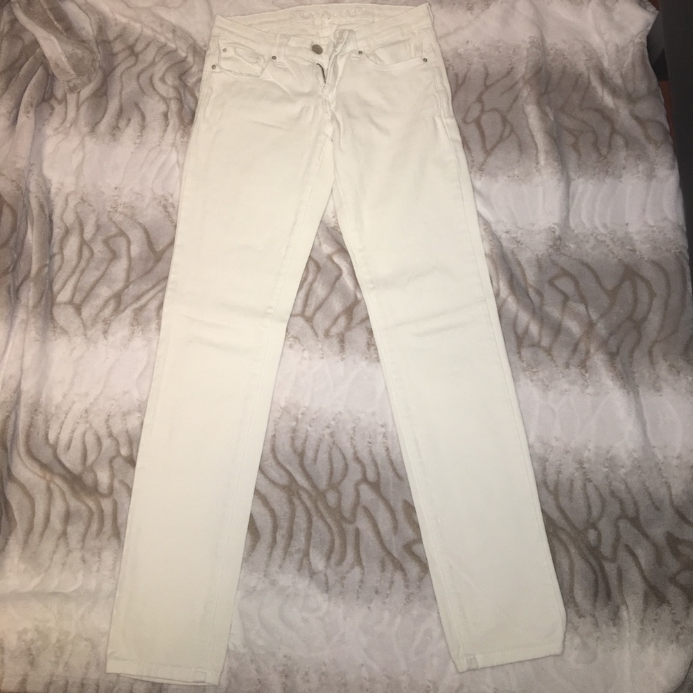 White Jeans