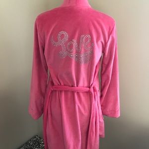 Pink "love" robe