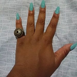 HEART EMBELLISHED GOLD RING