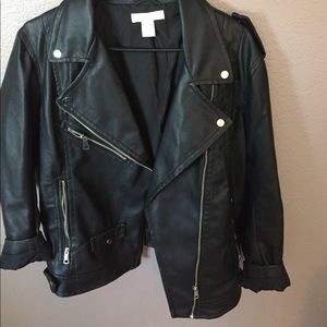Limited Time Price Drop!! Black Leather Jacket