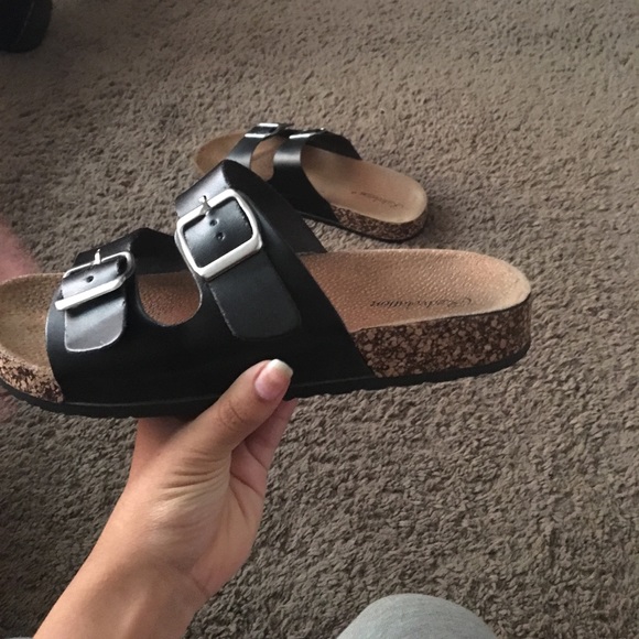 Sandals - Picture 3 of 3