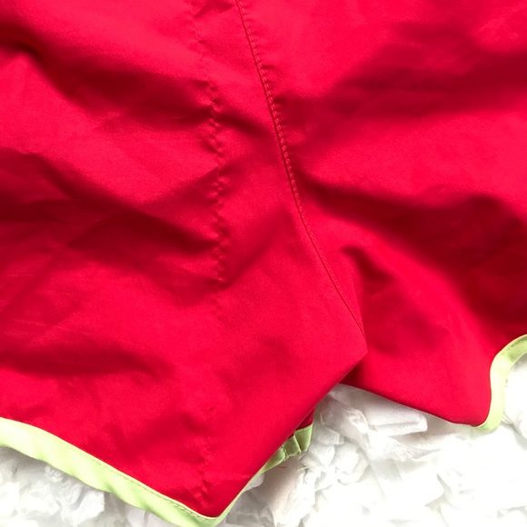 Nike Shorts - Picture 6 of 7