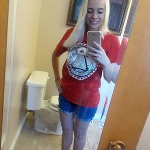 Meet your Posher, Lacy