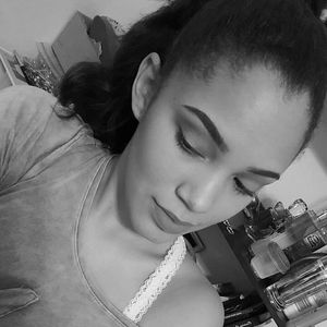 Meet your Posher, Alexia