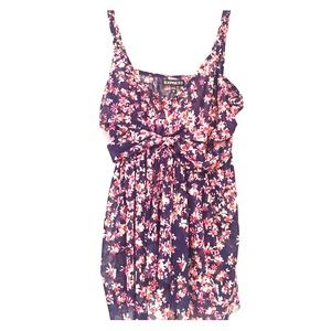 Flowy floral shirt. Only worn a few times!