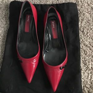 Marc Jacobs kitten heel shoe