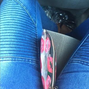 Meet your Posher, Latasha