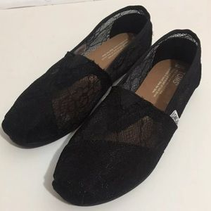 NWOT Black lace TOMS