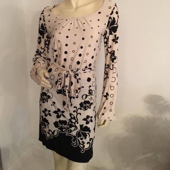 Romeo & Juliet Couture long sleeve Floral dress - Picture 1 of 4