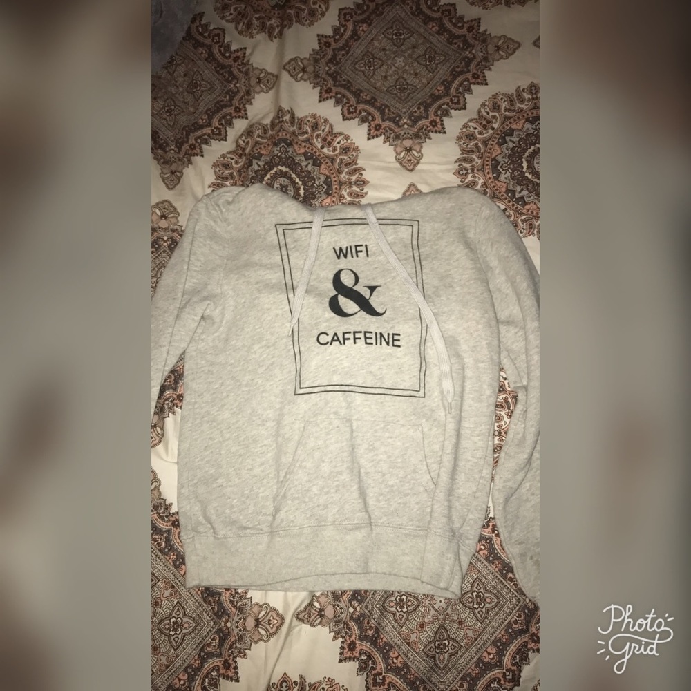 3/$15 CUTE SWEATER !!!