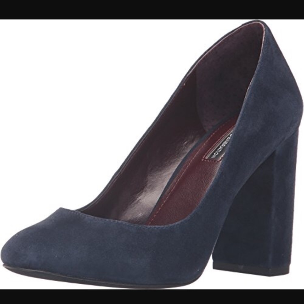 BCBG Max Azia  Women's Navy Suede Pump - New