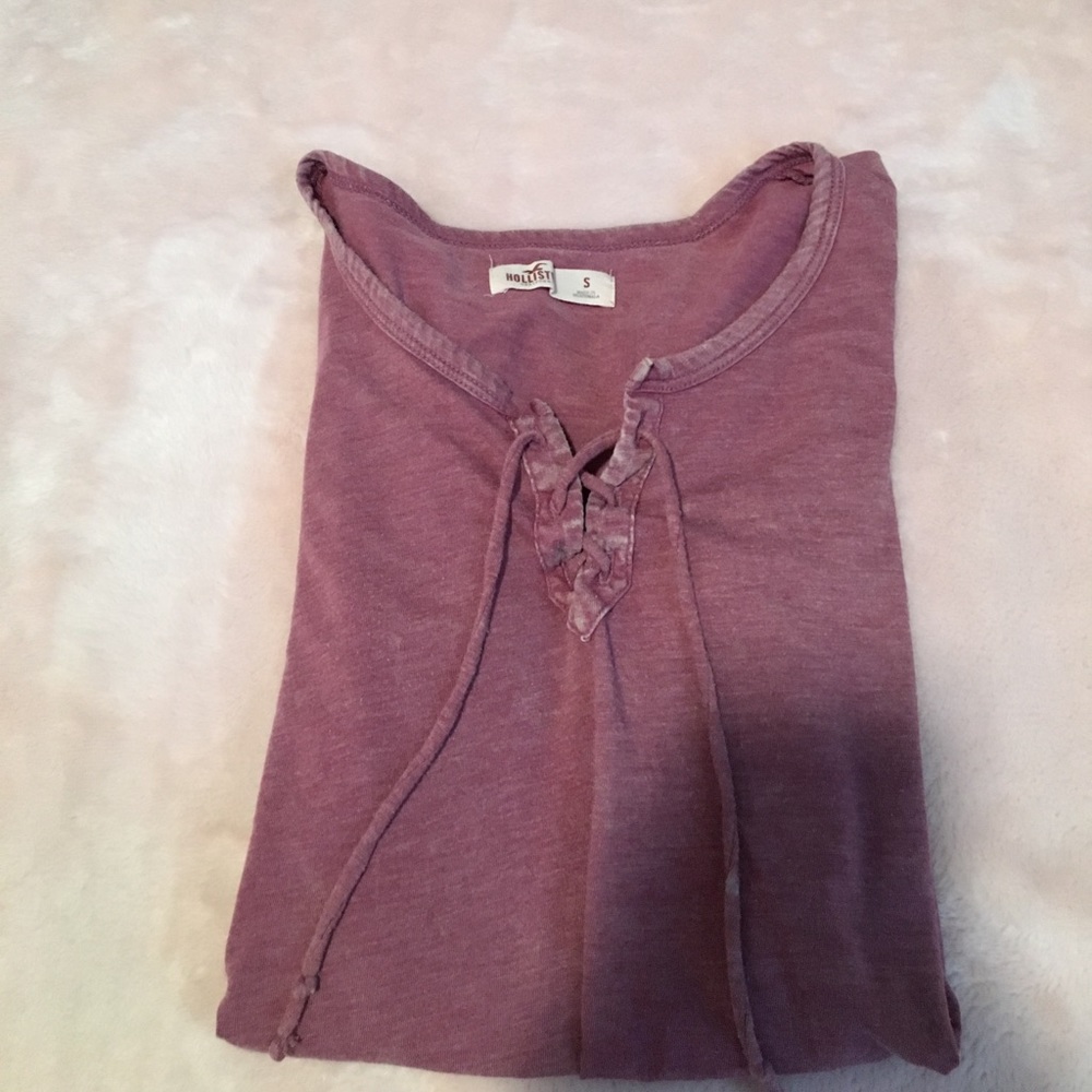 Hollister lace up tee