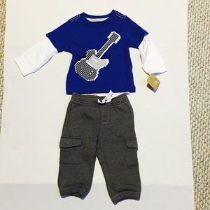Bundle outfit. Size ages 6-12 months