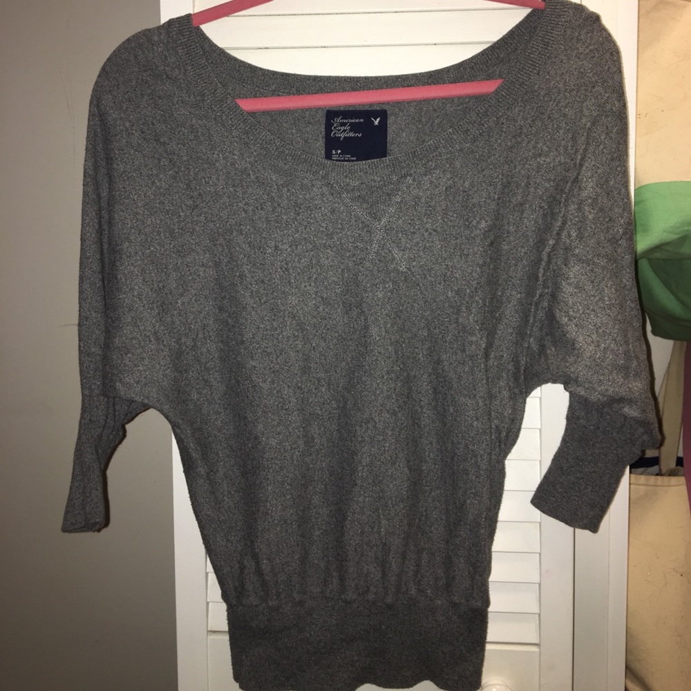 Gray slouchy shirt
