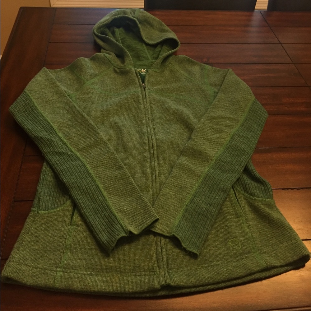 Women's Mountain Hardwear Green Zip Sweater