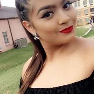 Meet your Posher, Jasmine