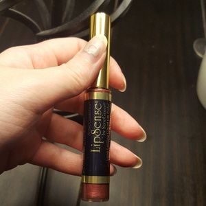 Lipsense Long Lasting Liquid Lipstick in Napa