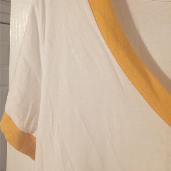 Vintage White Tee with Yellow Details - Picture 3 of 3