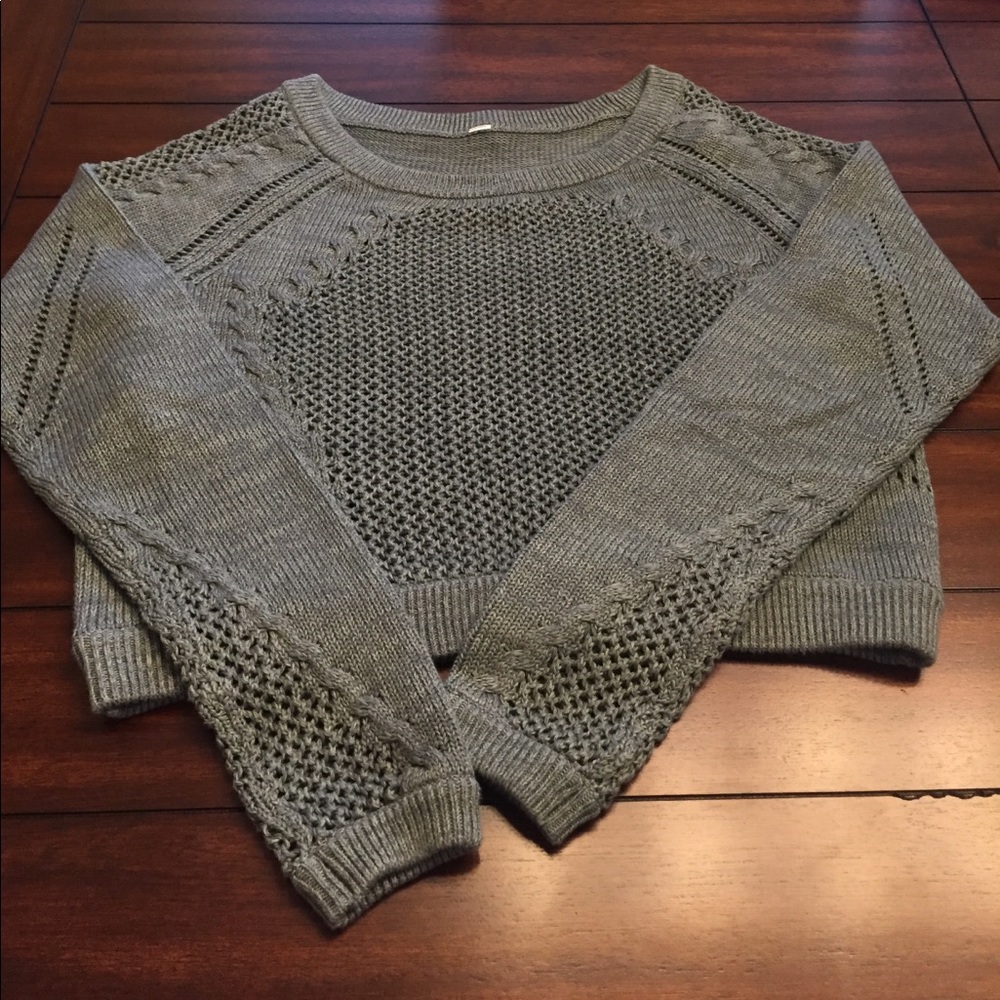 Lululemon Light Teal Cropped Sweater