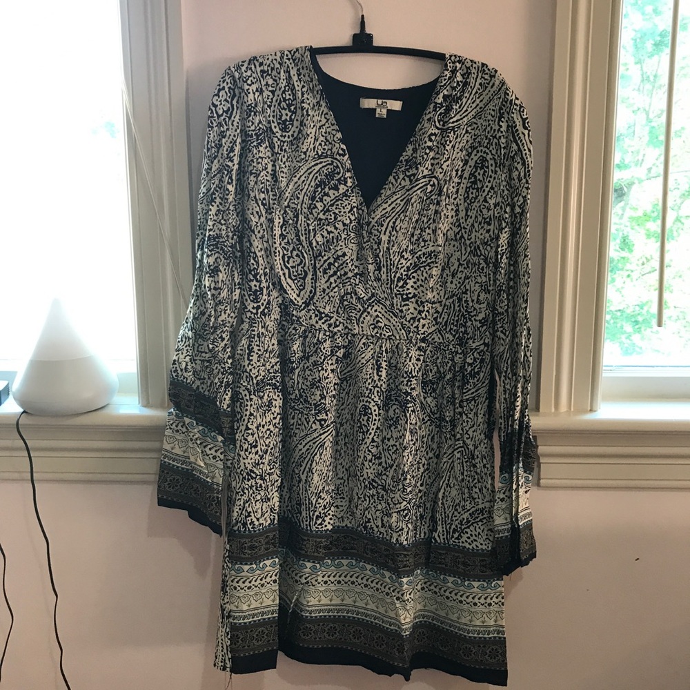 YA los angeles long sleeve dress