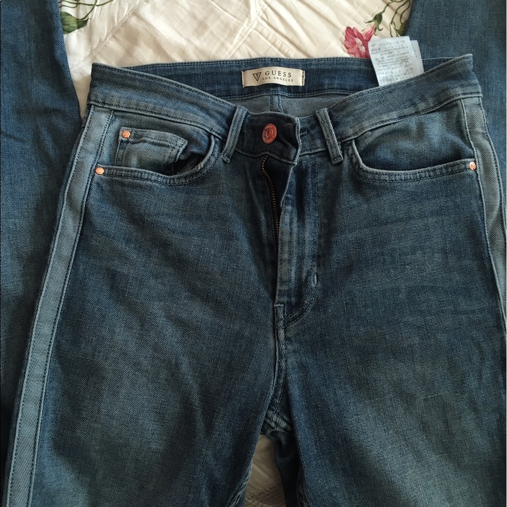 Brand New GUESS High waisted jeans
