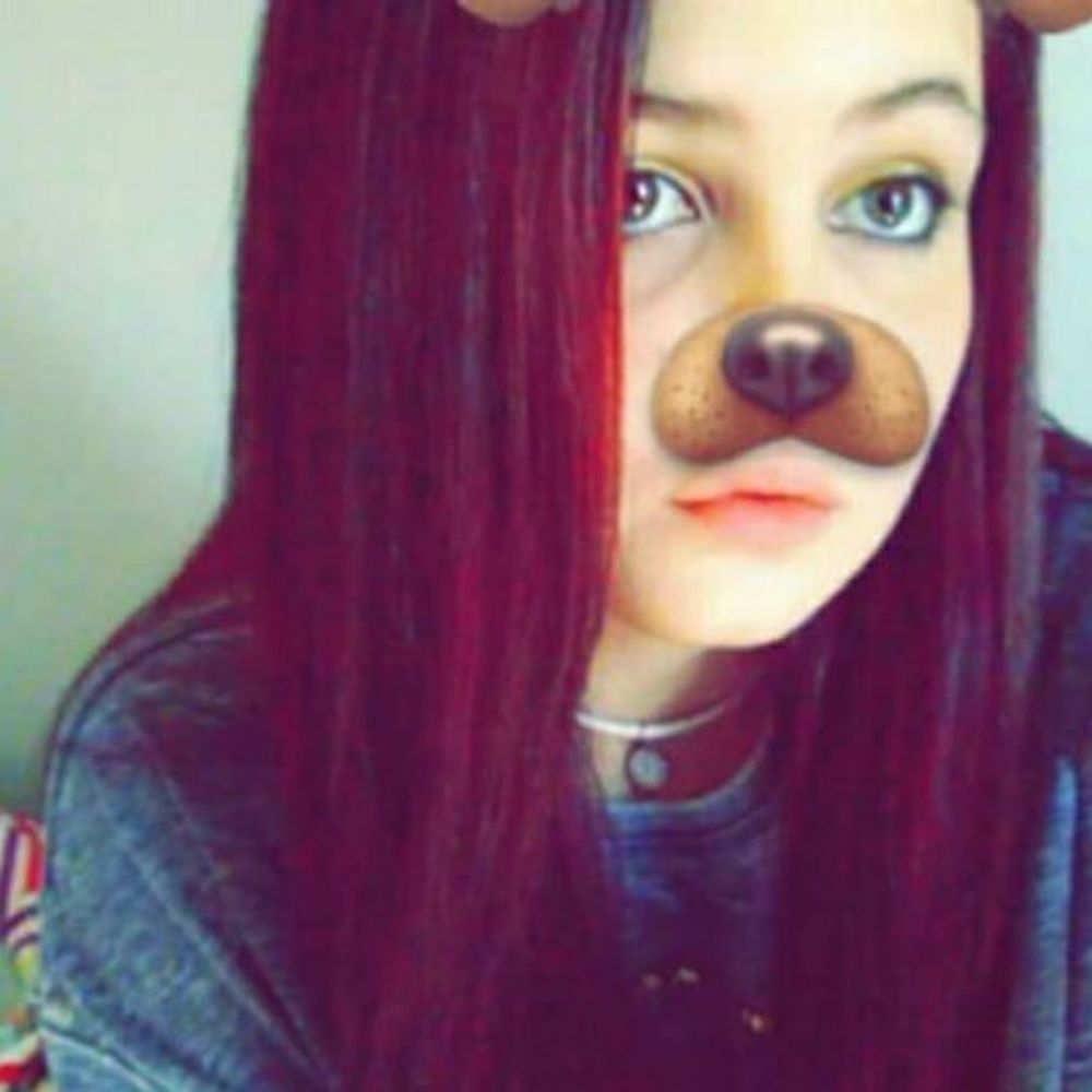 Meet your Posher, Alexia