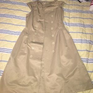 Sleeveless Trench Coat