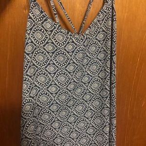 Patterned Tank