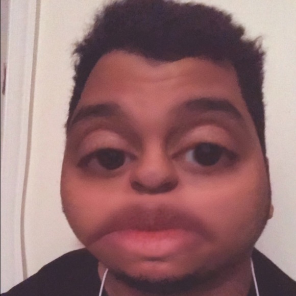 Meet your Posher, Julian - Picture 1 of 1