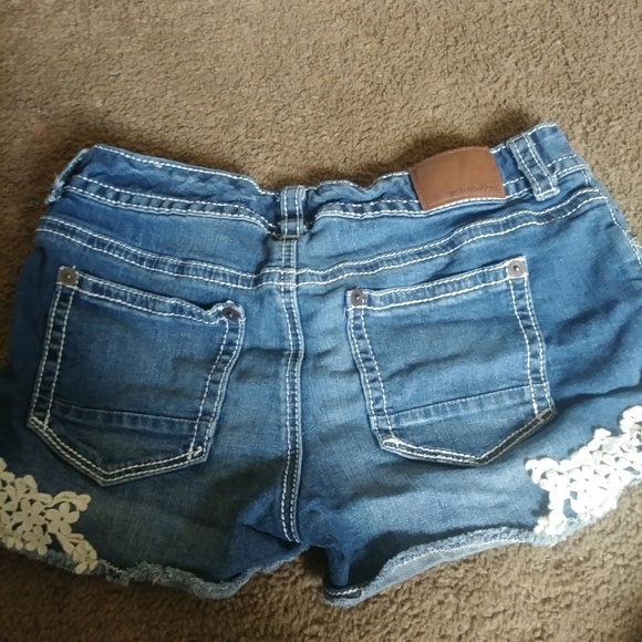 Maurices shorts - Picture 2 of 2