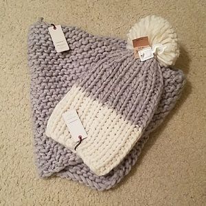 Hat and Scarf set from American Eagle
